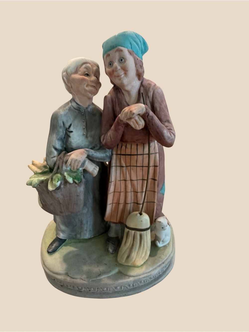 Vintage Lefton Porcelain Figurine Two old Ladies Gossiping with Cat